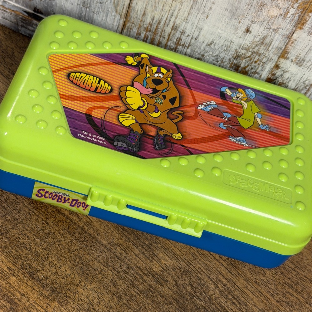 Vintage 2000 Scooby-Doo SpaceMaker Pencil Box Green Blue Rollerblade Shaggy Case